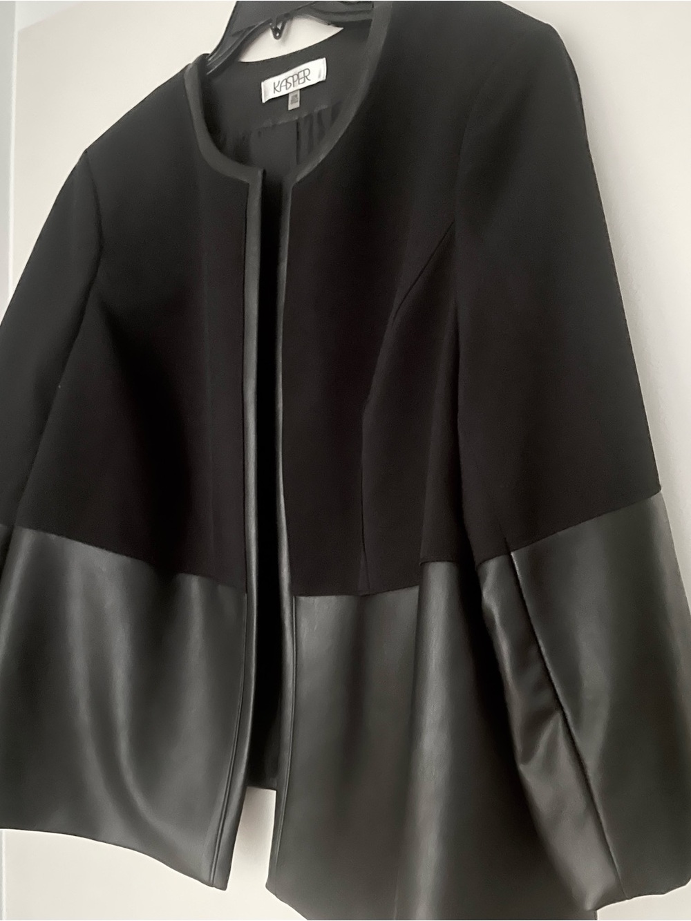 KASPER
Black
Mixed-Media Faux Leather
Trim Jacket
Size 22W